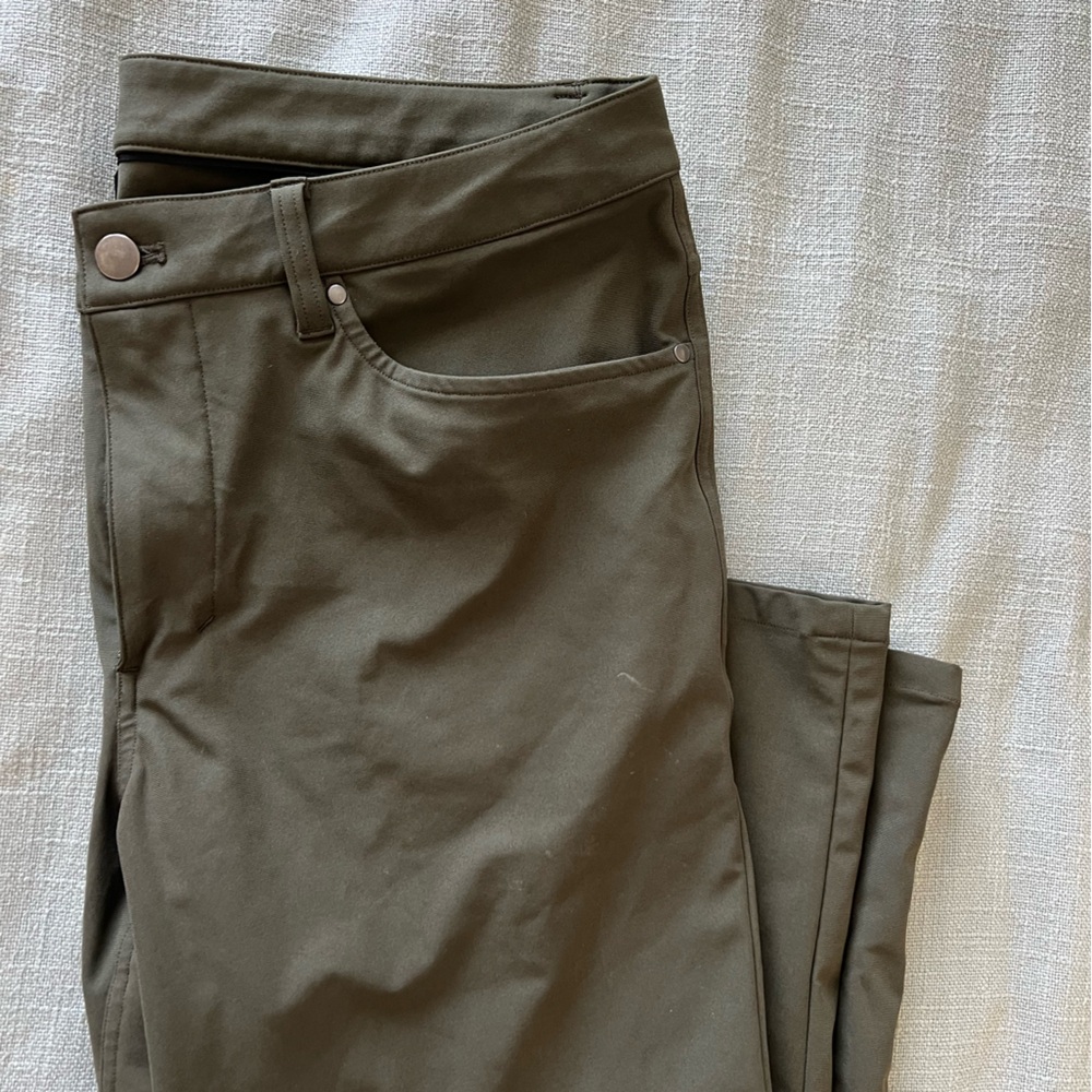 Lulu men’s ABC pants